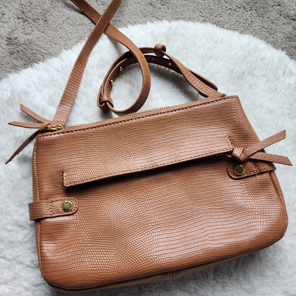 Purse - Picture 2 of 3